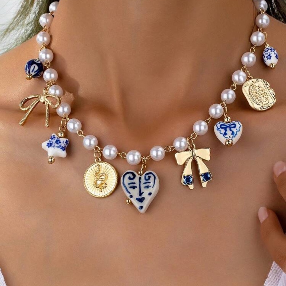 Bespoke Vintage Style Blue White Bead Necklace Gold Bow Faux Pearl Palace NEW